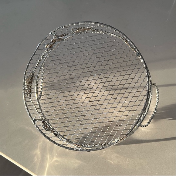 Silver Leaves Basket With Two Handles - Picture 5 of 8